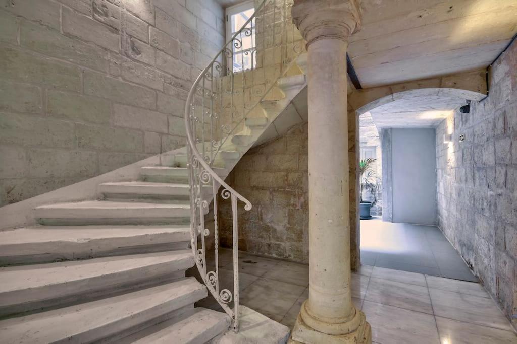 شقة Orangery 101 - Duplex Studio فاليتا المظهر الخارجي الصورة